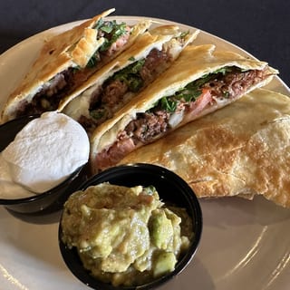Quesa Big'dilla Burger