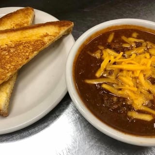 Connor's Chili with a Side Salad and a Side of Garlic Points